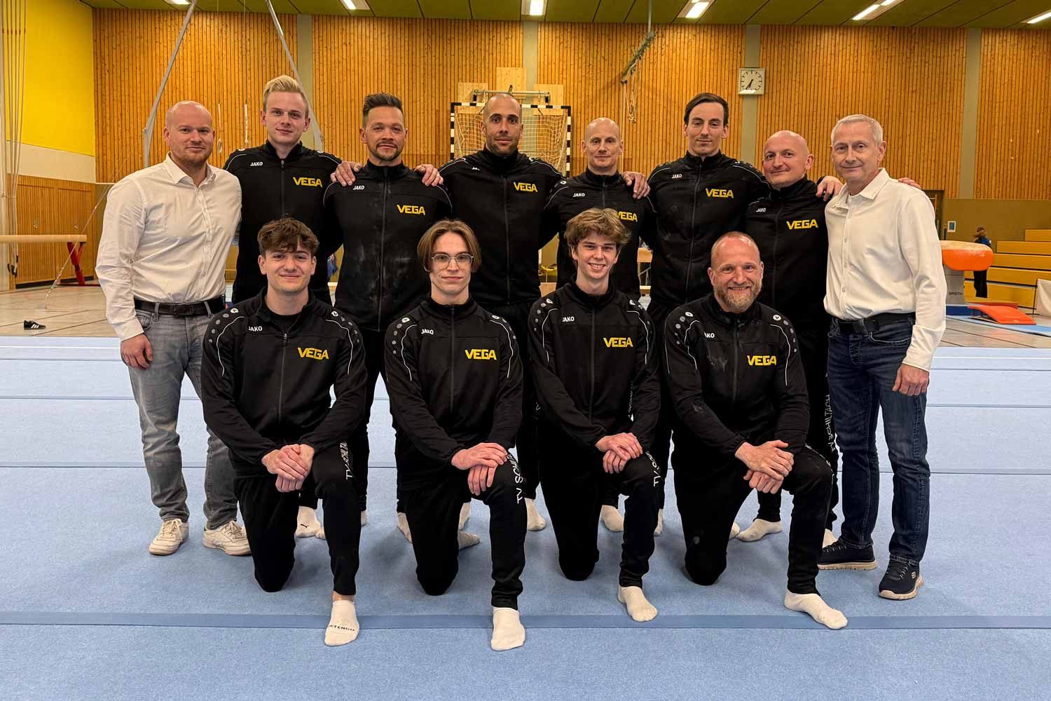 Vorrunden-Platz 2 trotz Niederlage für die 1. Herrenmannschaft